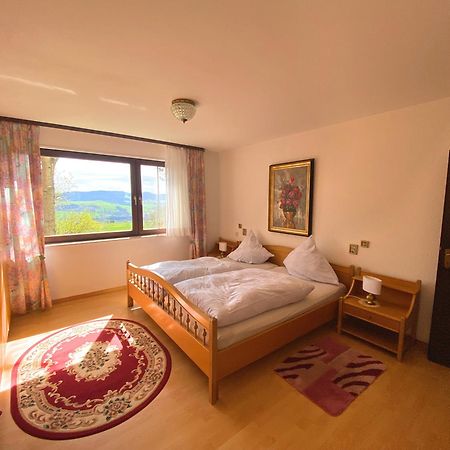 גרספלד Ferienwohnung Rhoenpanorama מראה חיצוני תמונה