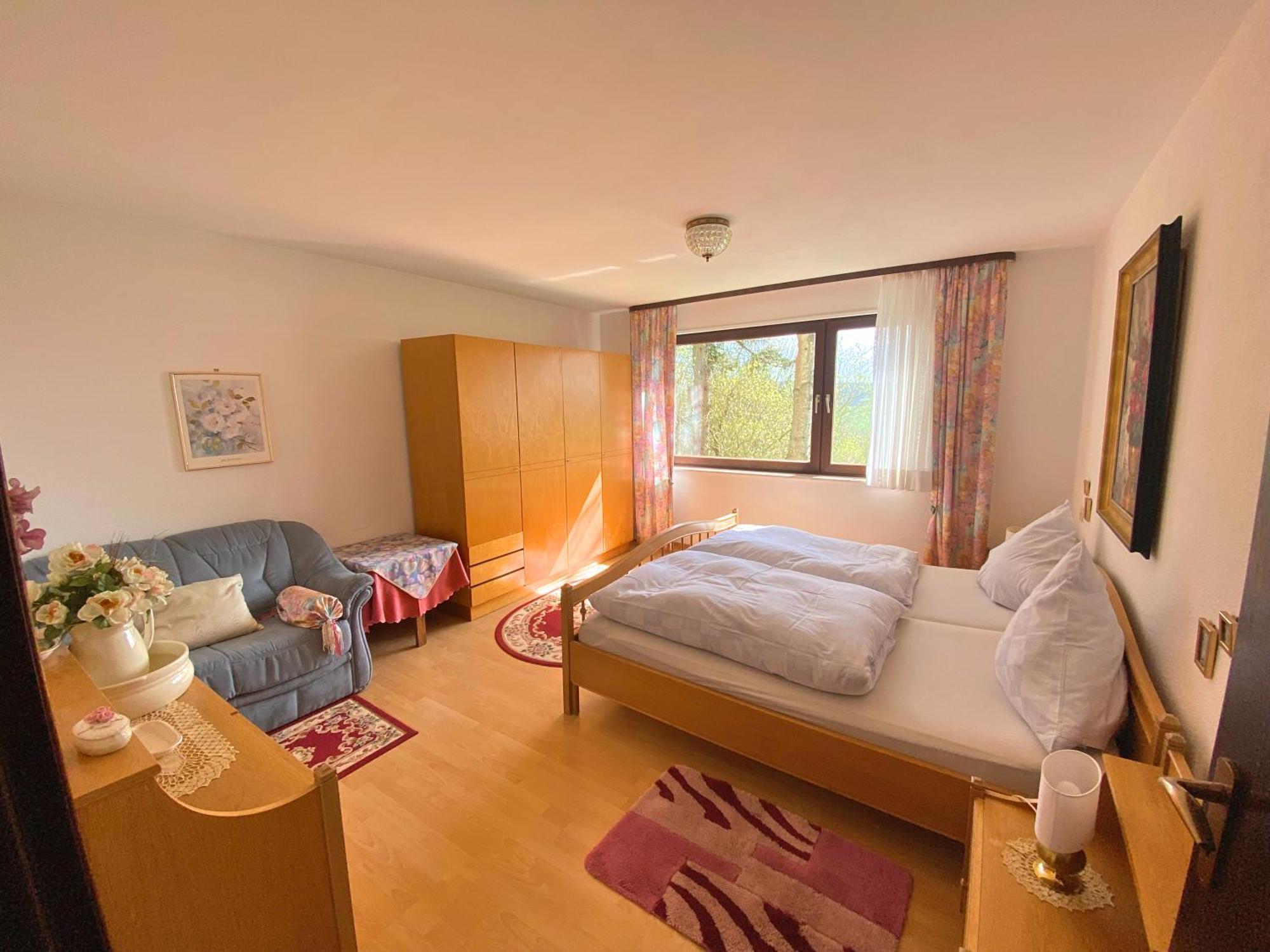 גרספלד Ferienwohnung Rhoenpanorama מראה חיצוני תמונה